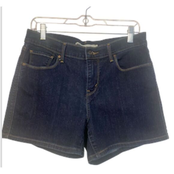 Levi’s Women’s Classic 5-Pocket Denim Shorts Sz. 8 Southwest Yellowstone - Picture 1 of 5